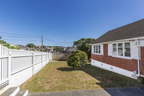 Photo of property in 67 Strathmore Avenue, Strathmore Park, Wellington, 6022