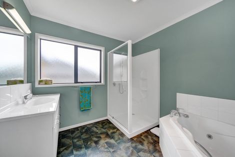 Photo of property in 7b Faber Place, Inglewood, 4330