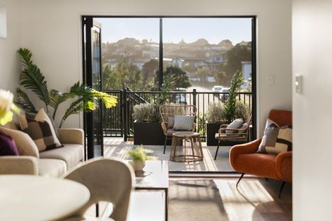 Photo of property in 13/10 Ngaroma House Drive, Hobsonville, Auckland, 0616
