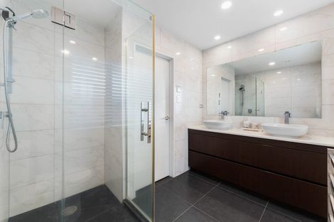 Photo of property in 9 Coastview Lane, Long Bay, Auckland, 0630