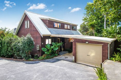 Photo of property in 1/74 Colwill Road, Massey, Auckland, 0614