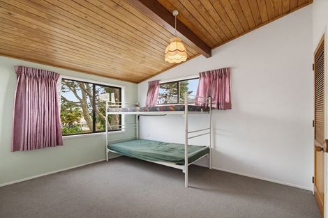 Photo of property in 14 Riverside Drive, Waiuku, 2123