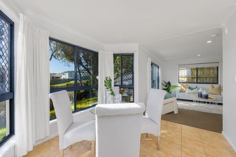 Photo of property in 4 Parkwood Crescent, Gulf Harbour, Whangaparaoa, 0930