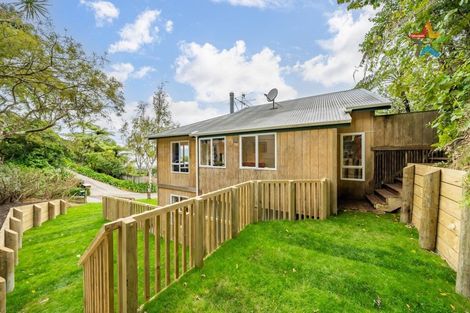 Photo of property in 117 Tirohanga Road, Tirohanga, Lower Hutt, 5010