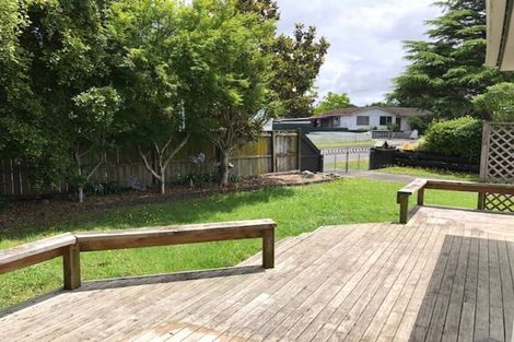 Photo of property in 12 Lipton Grove, Opaheke, Papakura, 2113