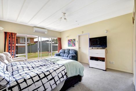 Photo of property in 9 Argyle Street, Mosgiel, 9024
