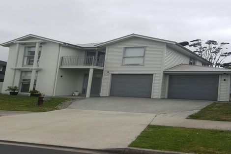 Photo of property in 69 Mackay Drive, Greenhithe, Auckland, 0632