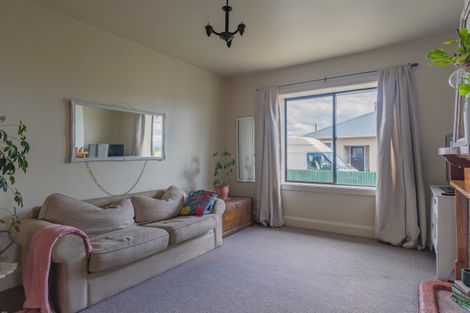Photo of property in 32 Saint George Street, Watlington, Timaru, 7910