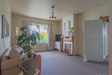 Photo of property in 32 Saint George Street, Watlington, Timaru, 7910