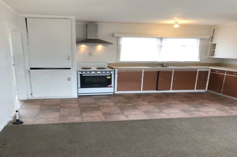 Photo of property in 18 Middlemore Crescent, Papatoetoe, Auckland, 2025