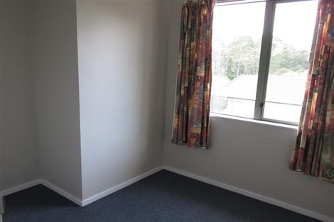 Photo of property in 10 Aldern Road, Massey, Auckland, 0614