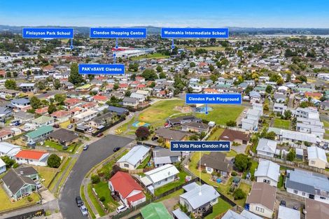 Photo of property in 2/3 Volta Place, Clendon Park, Auckland, 2103