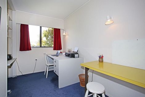 Photo of property in 5 Rushgreen Avenue, Pahurehure, Papakura, 2113