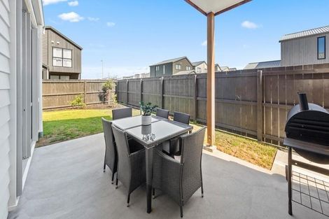 Photo of property in 20 Courage Road, Papakura, 2110