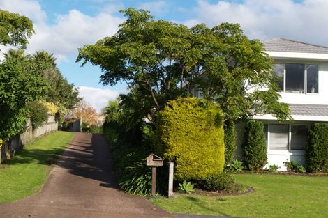 Photo of property in 27 Bob Charles Drive, Golflands, Auckland, 2013