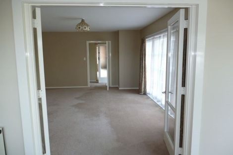 Photo of property in 29 Gleneagles Terrace, Ilam, Christchurch, 8053