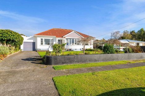 Photo of property in 11 Miranda Street, Stratford, 4332