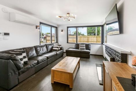 Photo of property in 215 Sandwich Road, St Andrews, Hamilton, 3200