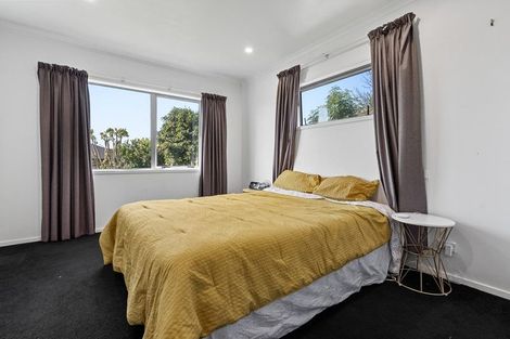 Photo of property in 6 Coby Sydney Drive, Bell Block, New Plymouth, 4312