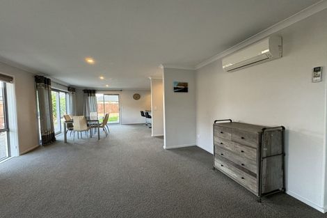 Photo of property in 21 Winfield Drive, Wigram, Christchurch, 8042