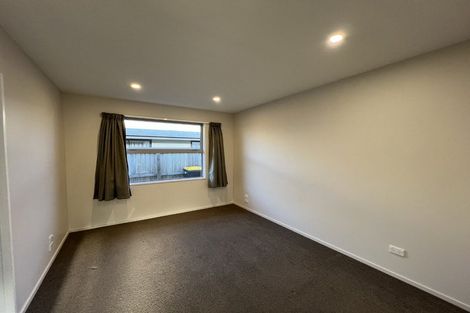 Photo of property in 5 Robalan Close, Halswell, Christchurch, 8025