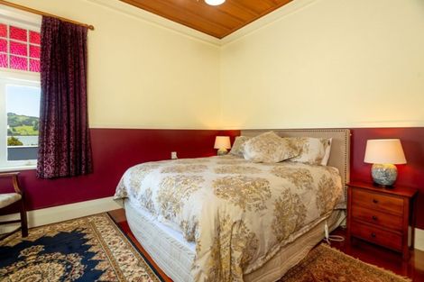 Photo of property in 13 Old Beach Road, Kohukohu, 0491