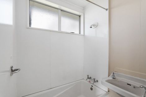 Photo of property in 59a Kuaka Crescent, Bromley, Christchurch, 8062