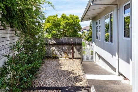 Photo of property in 48 Gillies Avenue, Taupo, 3330