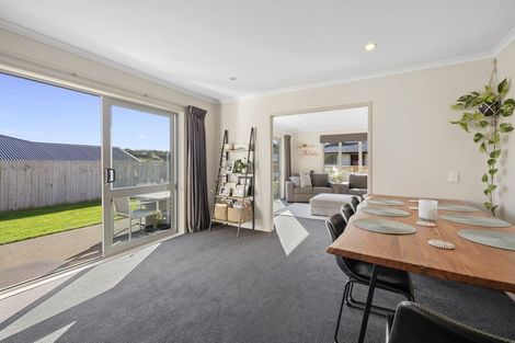 Photo of property in 22 Cyrus Street, Whalers Gate, New Plymouth, 4310