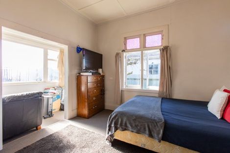 Photo of property in 32 Tennyson Street, Dannevirke, 4930