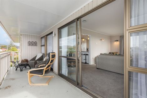 Photo of property in 17 Hakanoa Street, Huntly, 3700