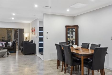 Photo of property in 2 Stamford Crescent, Flat Bush, Auckland, 2019