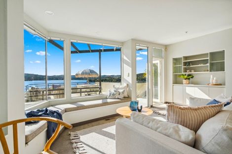 Photo of property in 26a Mana View Road, Paremata, Porirua, 5026