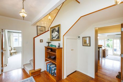 Photo of property in 5 Hardie Street, Hokowhitu, Palmerston North, 4410