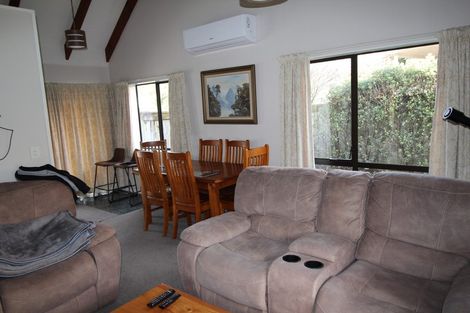 Photo of property in 4 Landau Court, Ashhurst, 4810