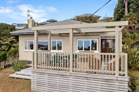Photo of property in 26 Bonithon Avenue, Moturoa, New Plymouth, 4310