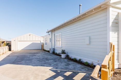 Photo of property in 73 James Line, Kelvin Grove, Palmerston North, 4414