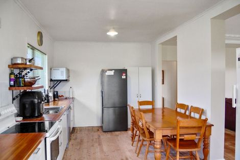 Photo of property in 17 Ranganui Road, Kaiwaka, 0573