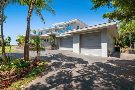 Photo of property in 859 Whangaparaoa Road, Manly, Whangaparaoa, 0930