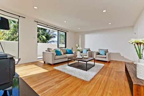 Photo of property in 54 Bushlands Park Drive, Albany, Auckland, 0632