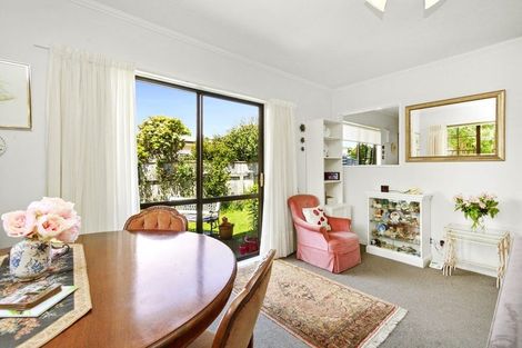 Photo of property in 16 Rossiter Street, Tawa, Wellington, 5028