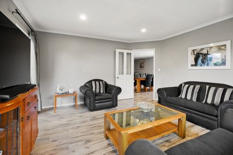 Photo of property in 19 Whitney Place, Rototuna North, Hamilton, 3210