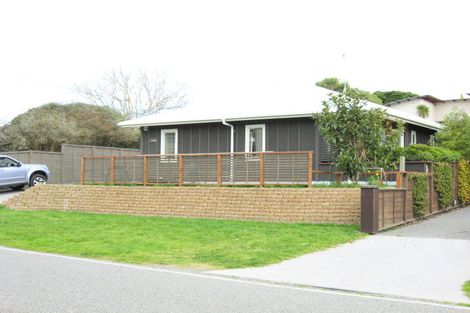 Photo of property in 32b Makora Road, Otaihanga, Paraparaumu, 5036