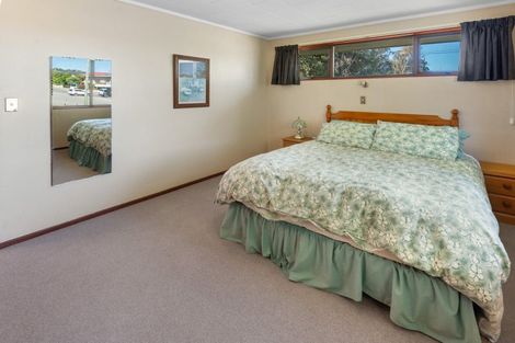 Photo of property in 2 Glendale Crescent, Holmes Hill, Oamaru, 9401