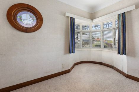 Photo of property in 27 Central Terrace, Alicetown, Lower Hutt, 5010