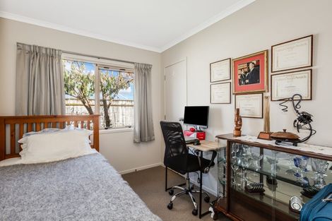 Photo of property in 63 Weraroa Road, Levin, 5510