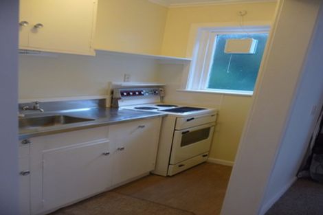 Photo of property in 11 Melrose Road, Island Bay, Wellington, 6023