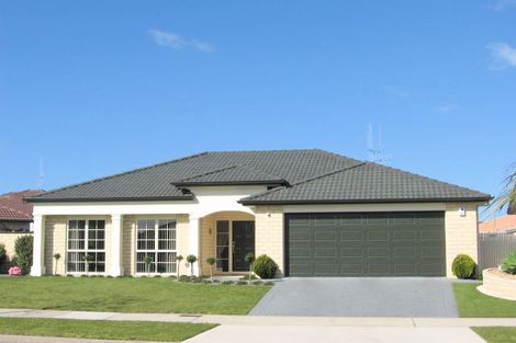 Photo of property in 3 Saint Heliers Place, Papamoa Beach, Papamoa, 3118