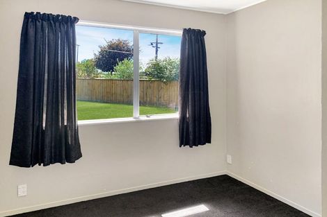 Photo of property in 4 Roslyn Road, Levin, 5510