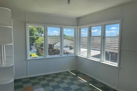 Photo of property in 84 Roberts Road, Te Atatu South, Auckland, 0610